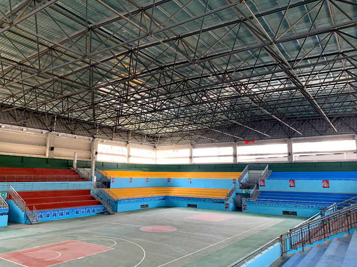 都江堰富川体育馆网架