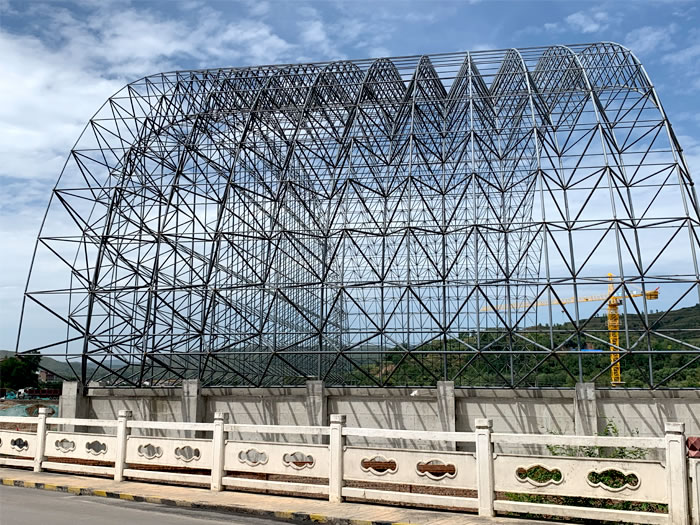 都江堰山寨矿储煤棚网架